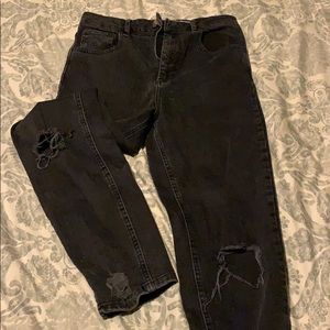 ASOS faves black boyfriend jeans